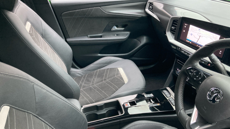 Vauxhall Mokka 100kW Ultimate 50kWh 5dr Auto Electric Hatchback